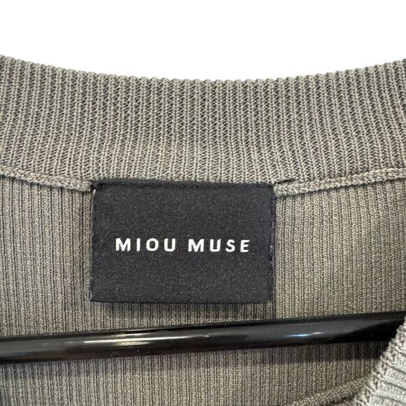 Miou Muse In Rotation Top In Olive Green Long Sleeve Ribbed Top - Picture 5 of 5